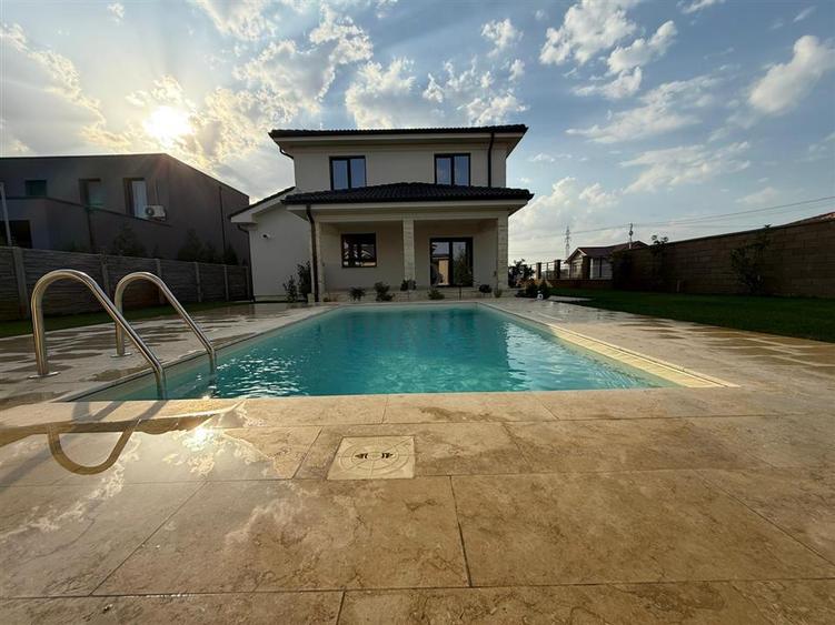 Casă individuală cu 5 camere cu Piscina în Moșnița Nouă