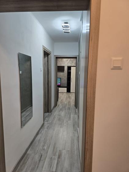 Apartament cu 2 camere semidecomandat în Crângași