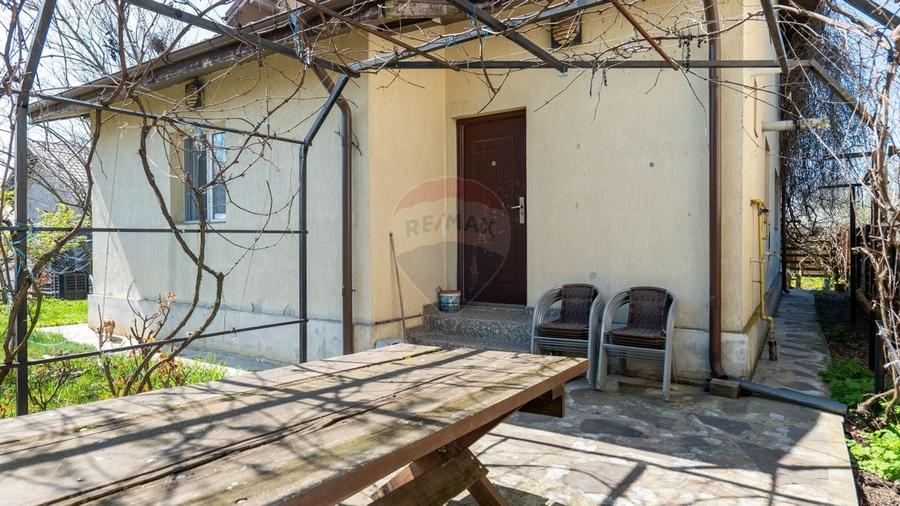 Vanzare vilă Bacu P+1+Pod, livadă, acces rapid A0/A1/Centură - 33