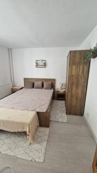 Inchiriez apartament 2 cam - 4
