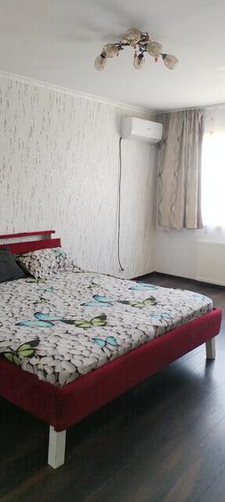 Apartament cu 3 camere decomandat în Fortuna