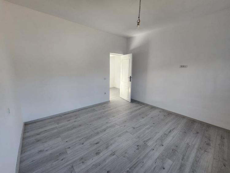 Casă individuală cu 3 camere cu Canalizare în Miroslava