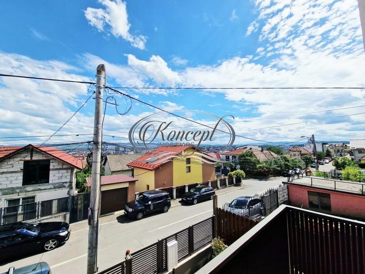 Duplex cu 4 camere cu Canalizare în Dâmbul Rotund