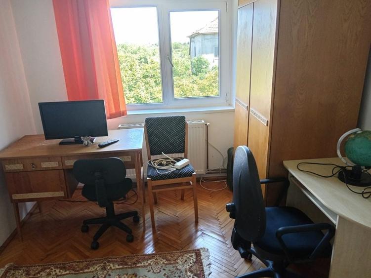 Inchiriez apartament 2 camere - 8