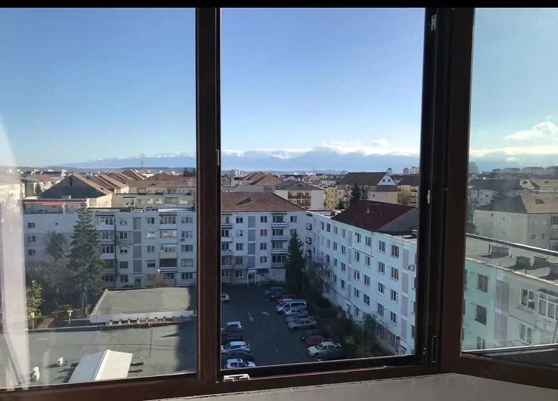 Garsonieră decomandată în Central
