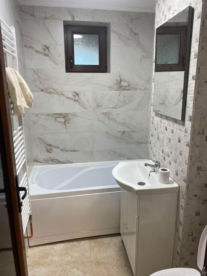 Apartament cu 2 camere nedecomandat în Cantemir