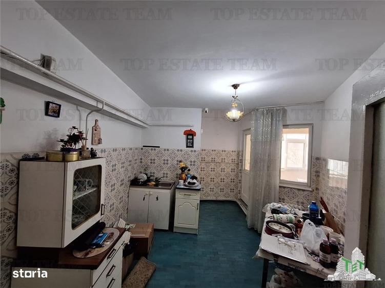 Apartament cu 3 camere decomandat în Ultracentral