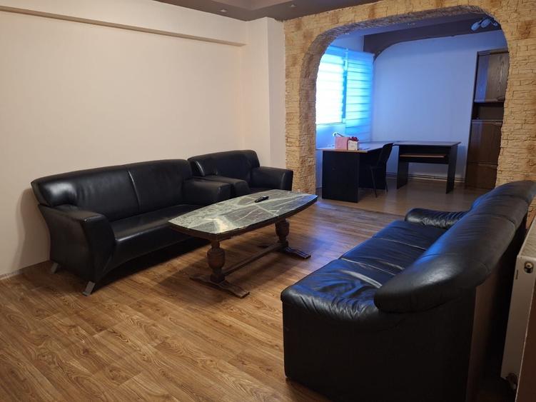 Apartament cu 3 camere decomandat în Gării