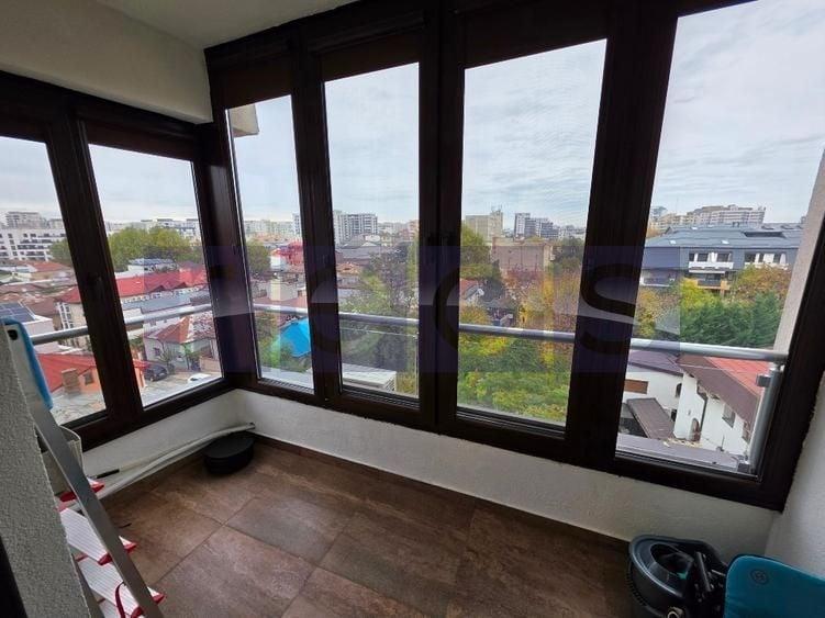 Apartament cu 3 camere decomandat, mobilat în Timpuri Noi