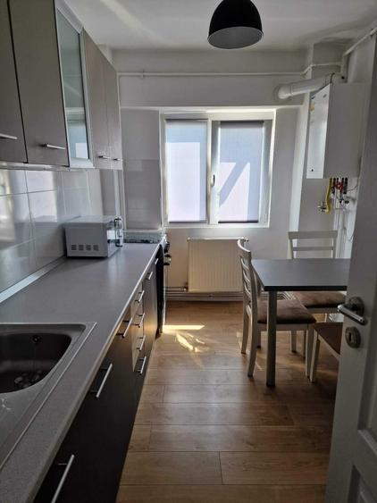 Apartament cu 2 camere decomandat în Centrul Civic