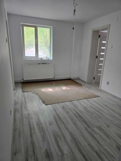 Apartament cu 3 camere decomandat în Nord