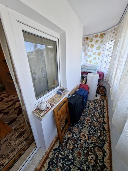 Apartament cu 3 camere decomandat în Păcurari