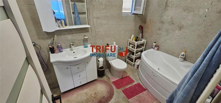 Casă individuală cu 3 camere cu Canalizare în Micești