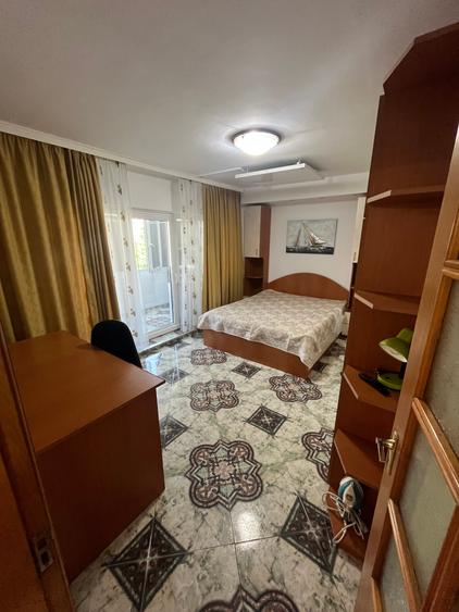Apartament cu 2 camere semidecomandat în Tineretului