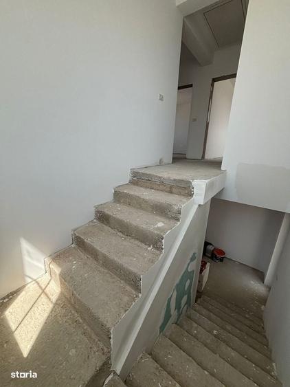 Apartament cu 4 camere în Moșnița Nouă