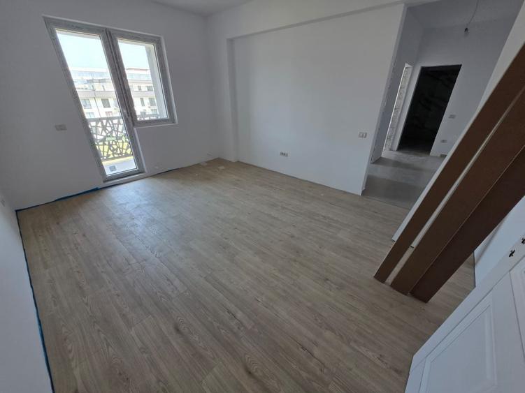 Apartament cu 2 camere decomandat în Dobroești