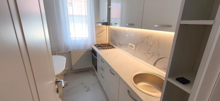 Apartament cu 2 camere decomandat în Berceni — fotografia 1