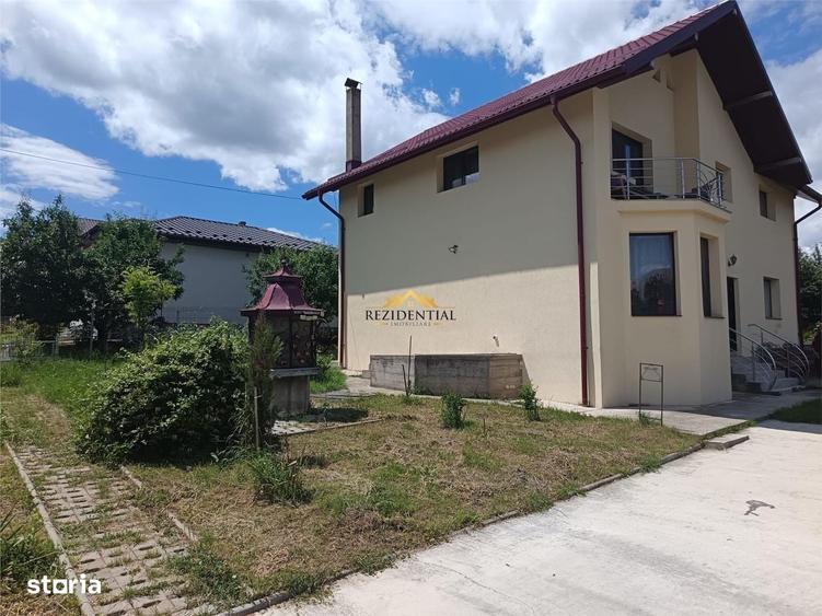 Casă cu 4 camere în Central
