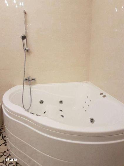 Casă cu 4 camere cu Teren 370 Mp în Central