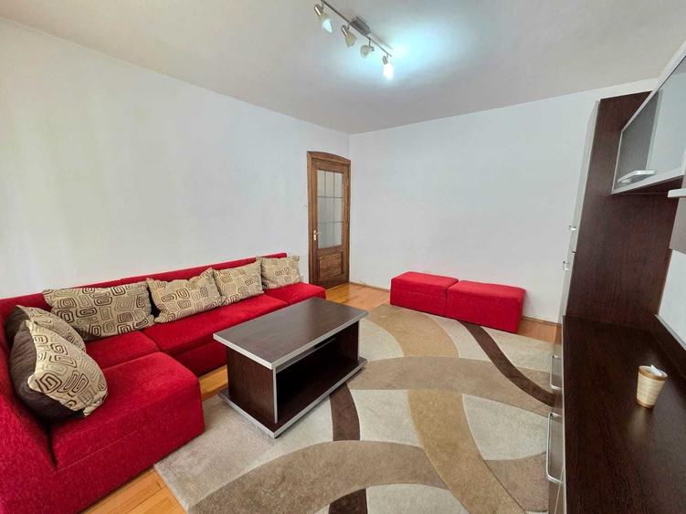 Apartament cu 3 camere decomandat în Mărăști