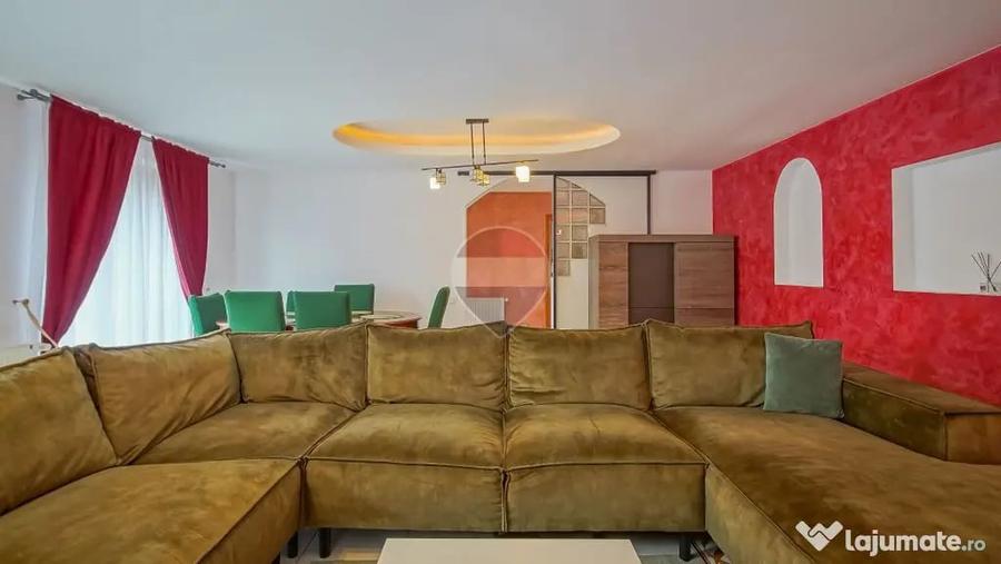 Casă cu 7 camere cu Teren 300 Mp în Central