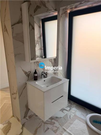 Casă cu 6 camere cu Teren 520 Mp în Băneasa
