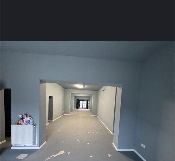 Spațiu comercial, de 160 mp, în Central