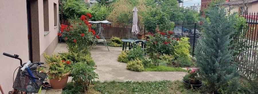 Casă cu 4 camere cu Canalizare în Tătărași