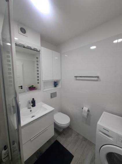 Apartament cu 3 camere decomandat în Mărăști