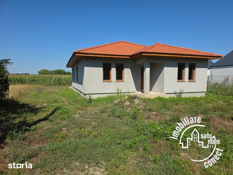 Casă cu 3 camere cu Teren 465 Mp în Burdea