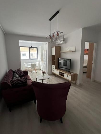 Apartament cu 2 camere decomandat, mobilat în Theodor Pallady