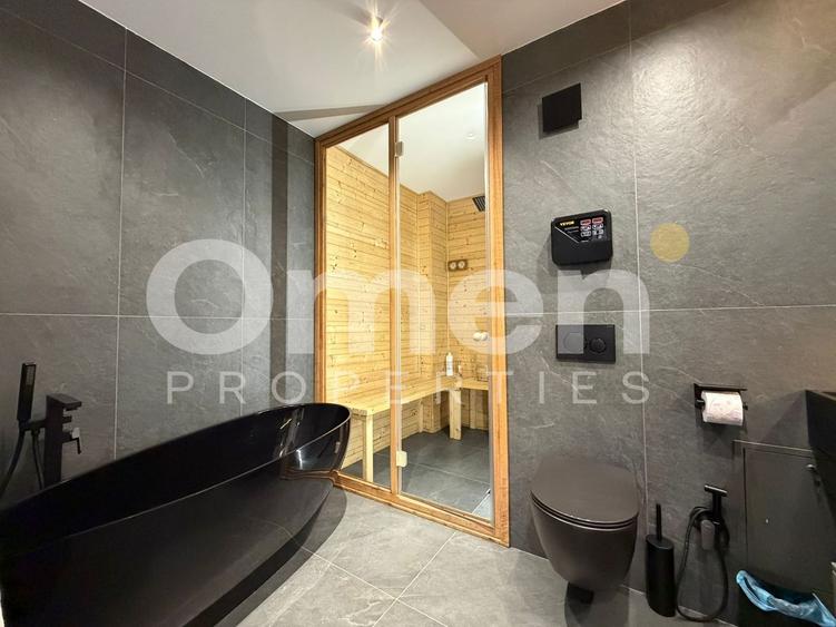Apartament cu 3 camere semidecomandat, mobilat în Central