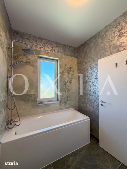 Casă cu 5 camere cu Teren 436 Mp în Ghiroda