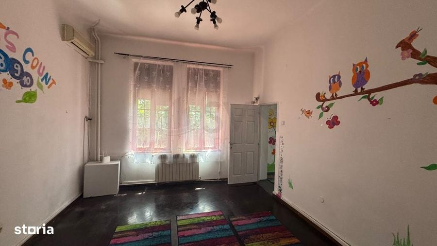 Casă cu 4 camere în Timpuri Noi