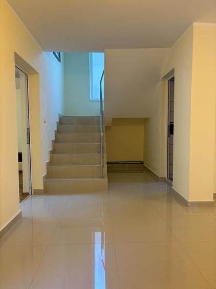 Casă cu 4 camere în Șugag