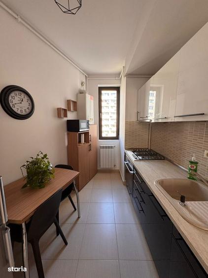 Apartament cu 2 camere, mobilat în Obor