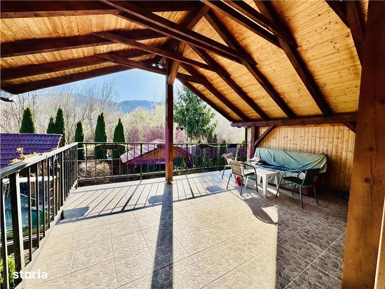 Apartament cu 4 camere în Sadu