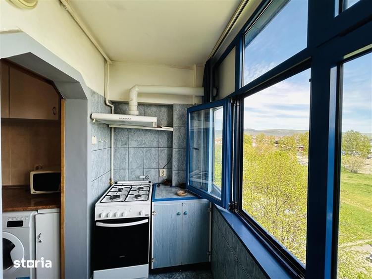 Apartament cu 2 camere semidecomandat în Vasile Aaron