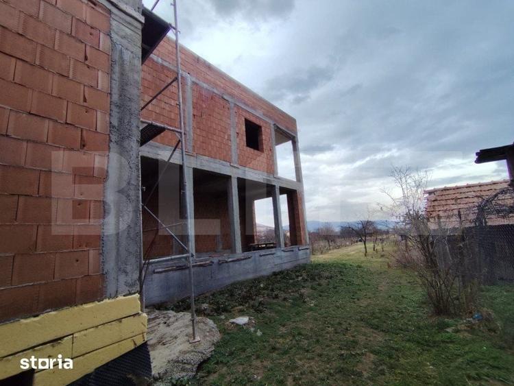 Casă cu 5 camere cu Teren 2790 Mp în Ighiu
