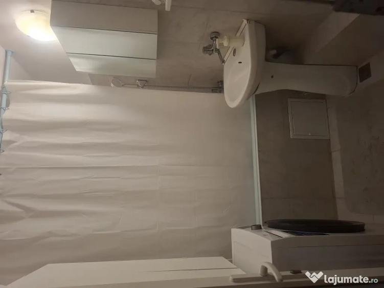 Apartament cu 2 camere decomandat în Lacul Tei