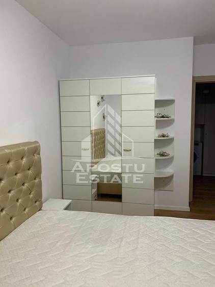 Apartament cu 2 camere semidecomandat în Torontalului