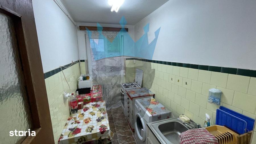 Apartament cu 3 camere, mobilat în Drumul Taberei
