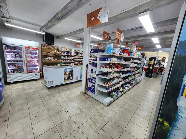 Spațiu comercial, de 210 mp, în Margina