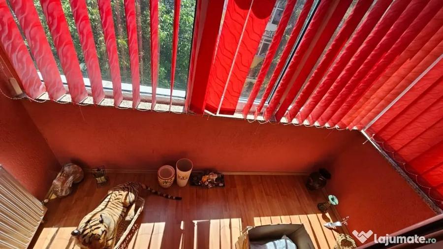 Apartament cu 4 camere decomandat în Găvana