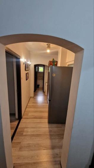 Apartament cu 3 camere decomandat în Micro 38