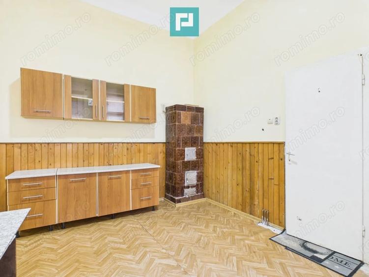 Apartament cu 2 camere semidecomandat în Central