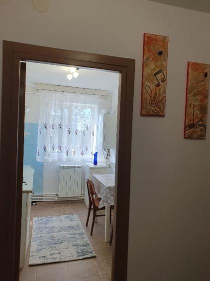 Inchiriez apartament 2 camere Tomis Nord termen lung - 1
