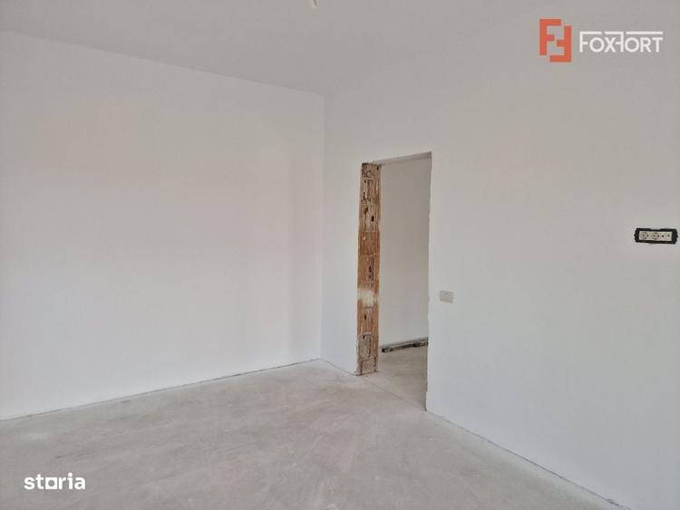 Apartament cu 2 camere decomandat în Remetea Mare