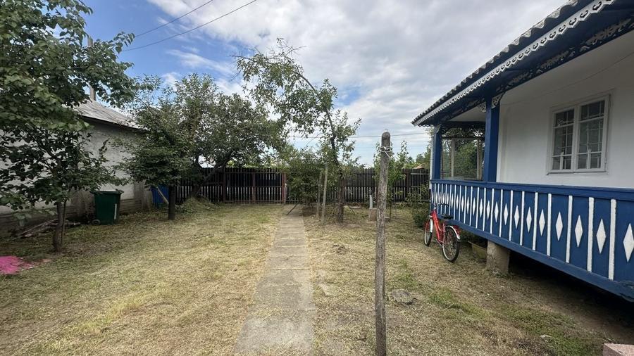 Casă individuală cu 2 camere cu Canalizare în Lunca Corbului