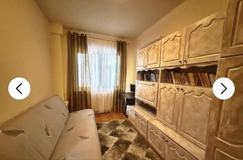 Apartament cu 4 camere în Cetate